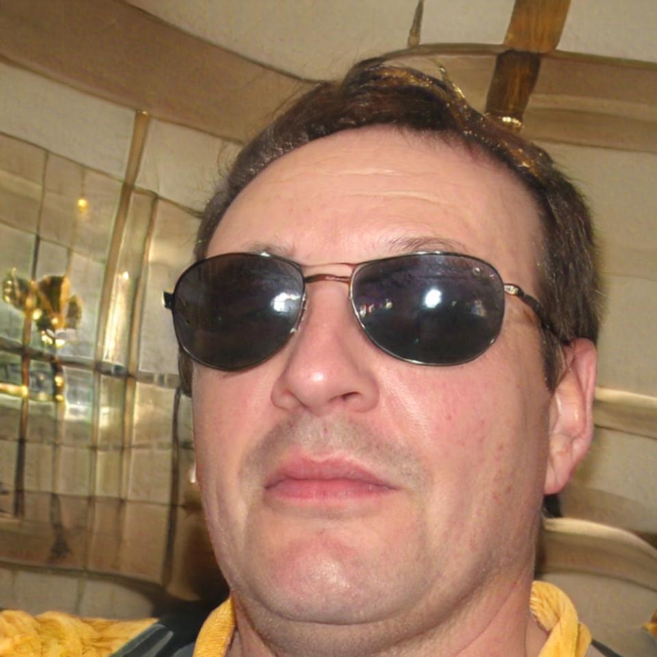 Portrait de Thomas Laurent